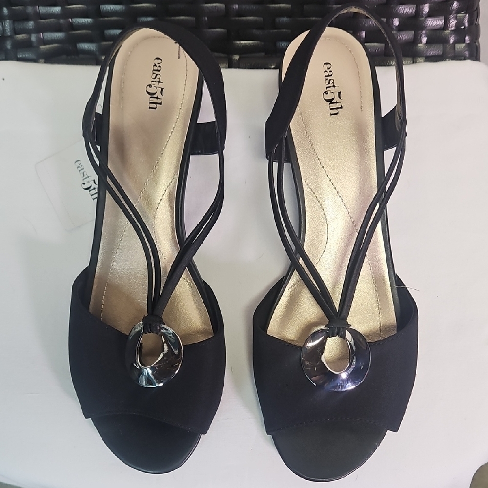 East Fifth Women's Black Faux Suede Sandals